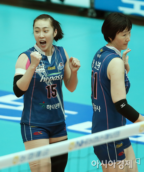 [포토] 황민경 '블로킹 득점 너무 기쁜걸'
