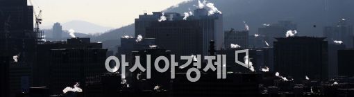[포토]수증기 내뿜는 서울 도심