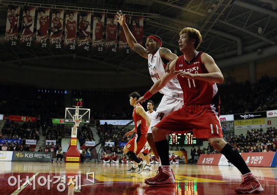 [포토] 심스 '이 쪽이야'