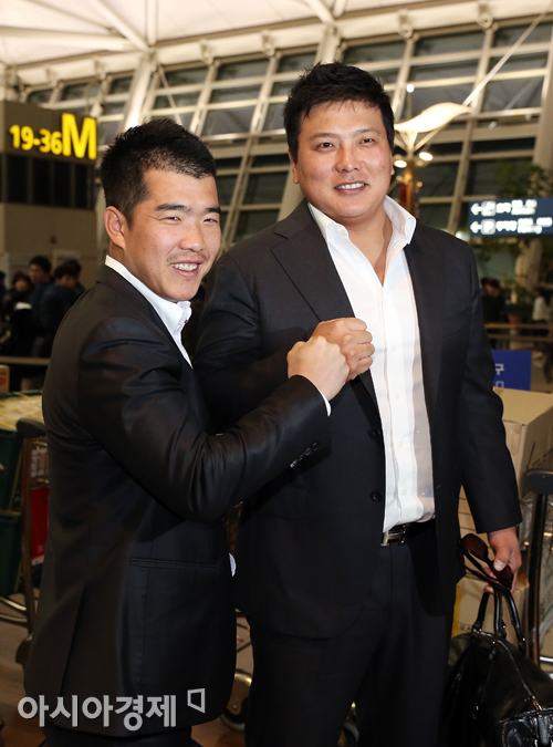 [포토] 정근우-김태균 '독수리의 비상 기대해주세요'