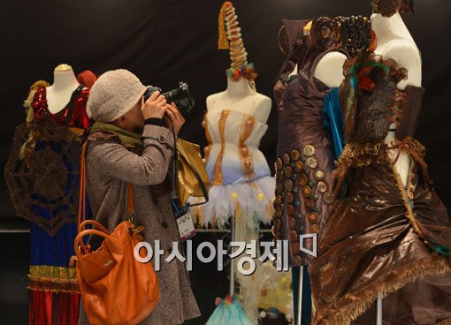 [포토]들어는 보셨나? 초콜릿 드레스 