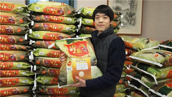 성북구에 4년째 계속된 얼굴 없는 천사의 쌀 기부