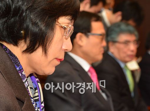 [포토]진지한 권선주 기업은행장 