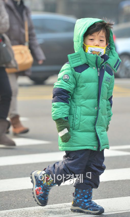 [포토]미세먼지다! 도망가자!