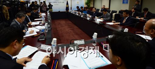 [포토]금융회사 고객정보보호 정상화 태스크포스 1차 회의 개최