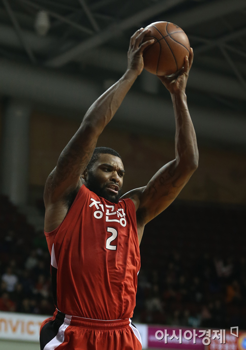 [포토] 에반스 '리바운드 잡았어'