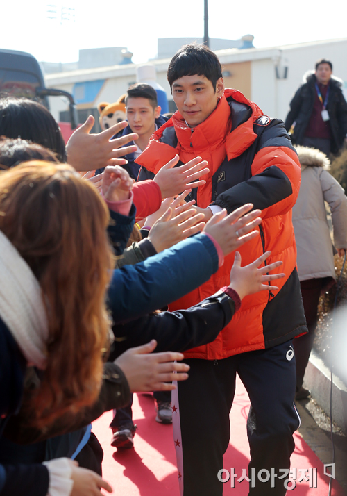 [포토] 김요한-문성민 '꽃미남들의 등장'