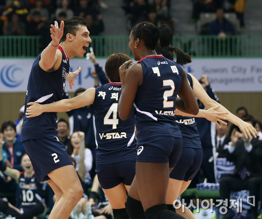 [포토] 마이클 '긴급 투입!'