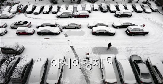[포토]'주차장이 하얀 벌판'