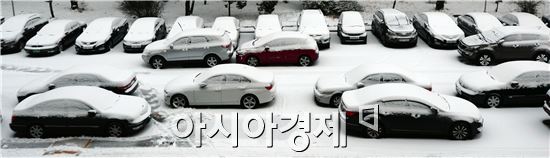 [포토]아파트 주차장이 '하얀 벌판'