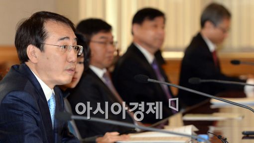 [포토]모두발언하는 이석준 기획재정부 2차관