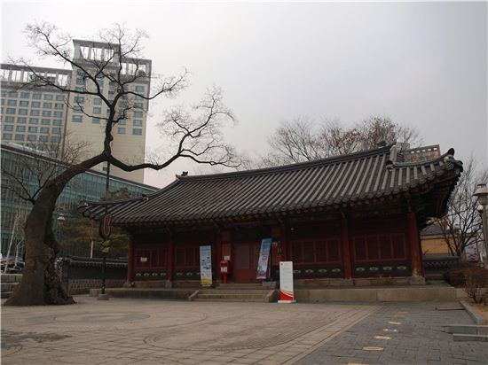 돈화문로 순라길 우정국로 걸으며 선조들 숨결 느껴 