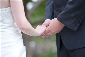 국민 절반 "결혼 안해도 동거 가능"…남녀 차이는?