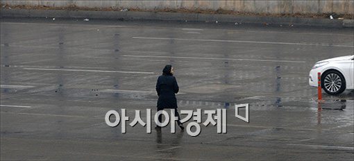 [포토]"여기서 이러시면 안됩니다"