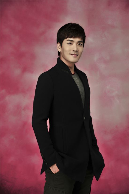 '빛나는 로맨스' 박윤재 "이상형? 이진 조안 둘 다 아냐"