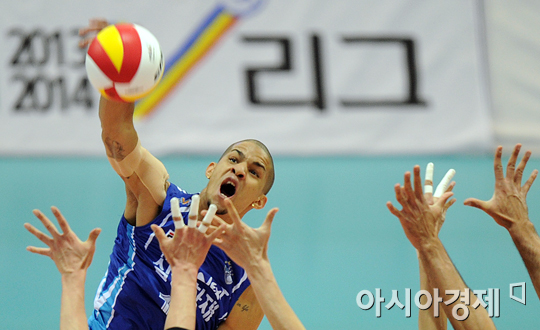 [포토] 레오 강력 스파이크