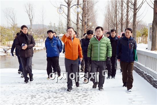 조충훈 순천시장, 순천만정원 현장 방문