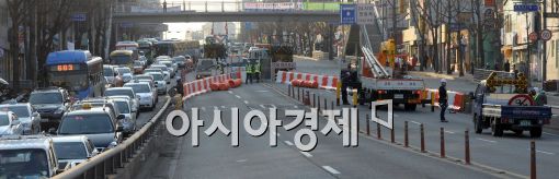 [포토]아현고가도로 철거, 막히는 도로