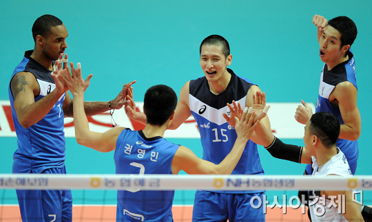 [포토] 현대캐피탈 '이기자!'