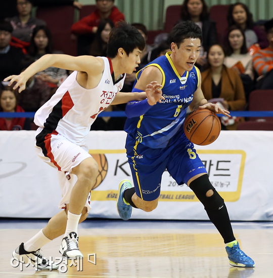 [포토] 이정석 '돌파~'