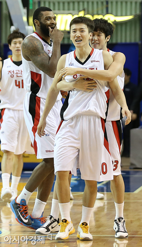 [포토] KGC 한 점 차 승리!