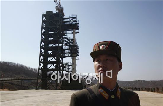 스캐퍼로티 사령관 "北, 핵소형화 실현"… 미정부 공식 확인