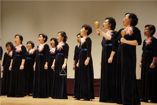 합창단 공연 