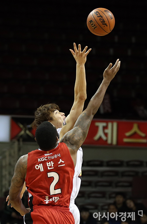 [포토] 김종규 '높이는 내가'