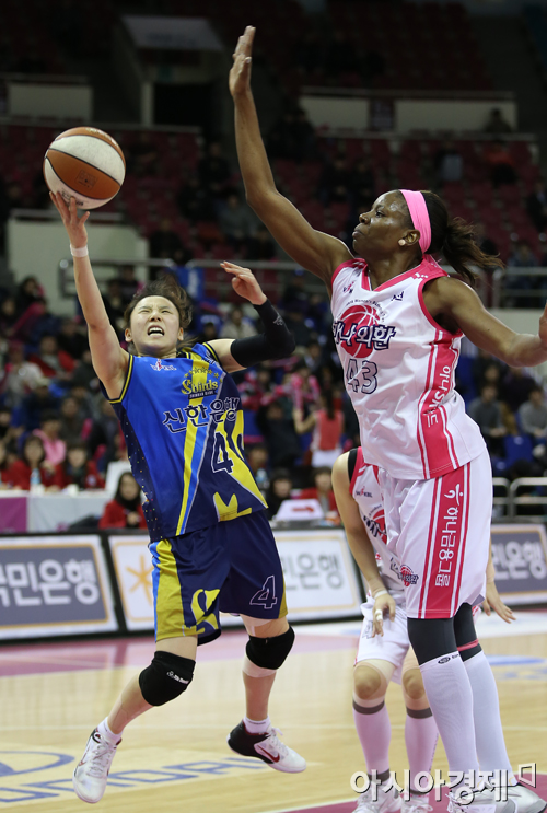 [포토] 최윤아 '넣고 싶어'