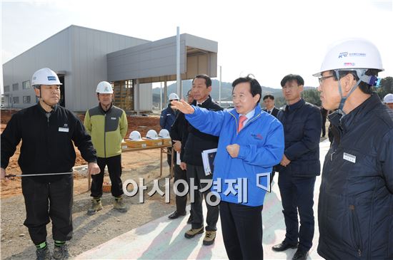 [포토]강운태 광주시장,  KTX 호남고속철도 건설현장 방문