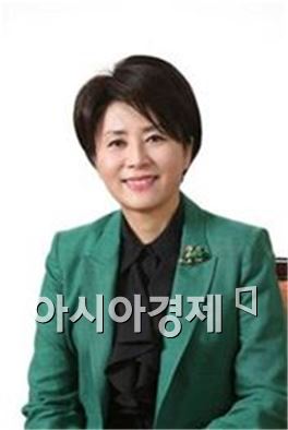 정옥임 북한이탈주민지원재단 이사장"통일기반 주춧돌 될터"