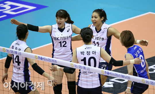 [포토] IBK기업은행 득점 기쁨