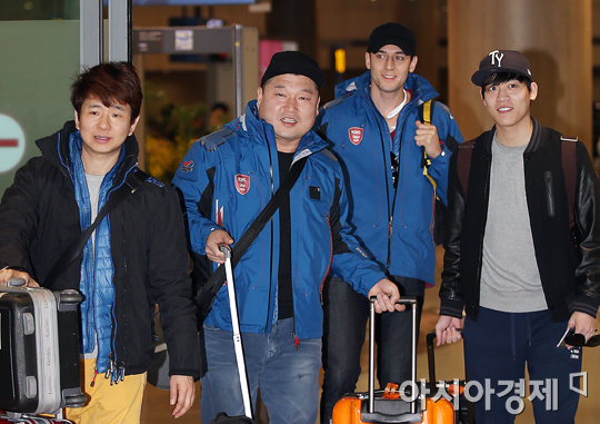[포토] 소치 올림픽 응원 마치고 귀국하는 우리동네 예체능