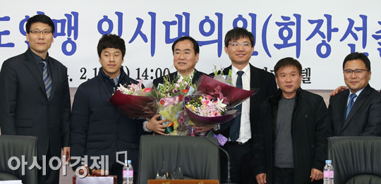 [포토] 대한역도연맹 회장으로 선출된 최성용 감독