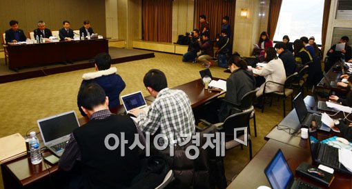 [포토]정부-의료계 합의내용 발표, 총파업 이어지나 