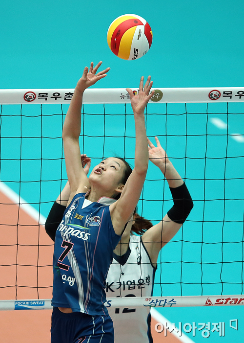 [포토] 최윤옥 '정확하게!'