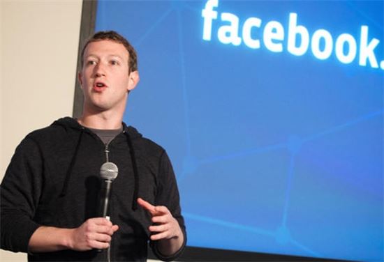 '페이스북-와츠앱 동맹'에 라인·카카오 바짝 긴장