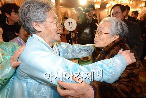 [포토]뜨거운 포옹