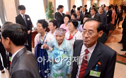 [포토]기다리는 북측 이산가족