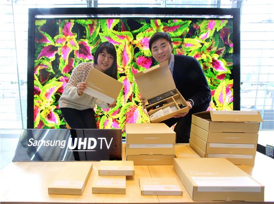 삼성전자 프리미엄 스마트TV와 UHD TV 액세서리 포장재에 적용된 100% 재생지 박스