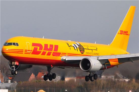 DHL, 중국에서 벨기에까지 자이언트 판다 운송
