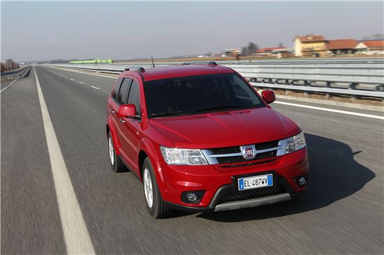 피아트, 프리몬트·친퀘첸토 등 고객 시승행사 진행