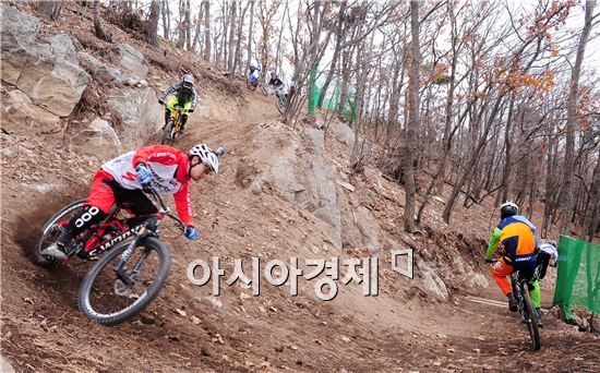 고창군, 전국산악자전거 대회 개최…실시간 중계방송
