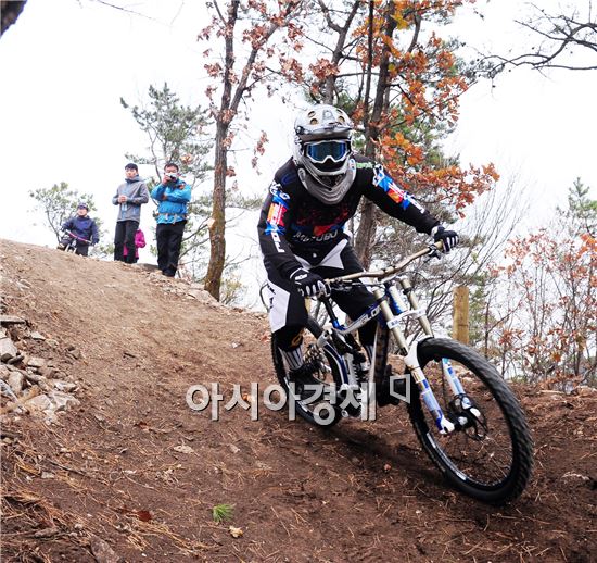 고창군, 전국산악자전거 대회 개최…실시간 중계방송
