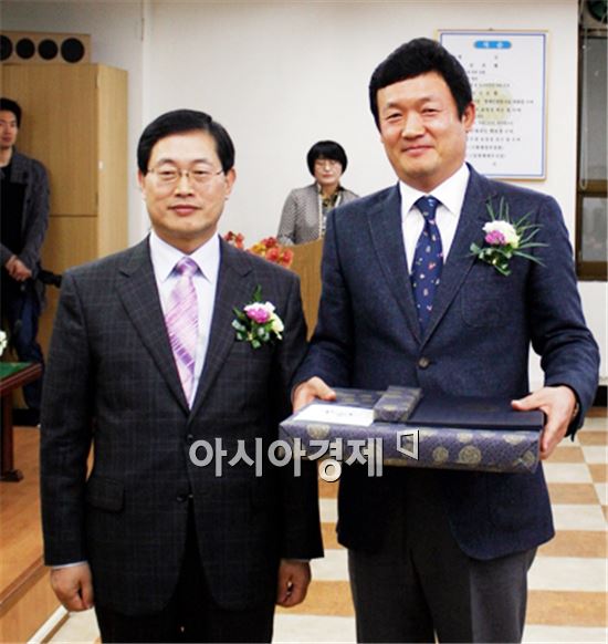 비타민하우스 김상국 대표, 아름다운납세자로 국세청장 표창
