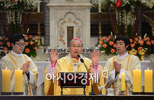 염 추기경 "서로 배척말고 공존하려는 마음 가져야"