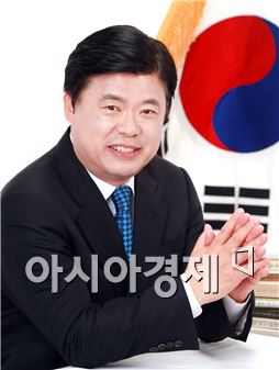 이석형 예비후보, "신당창당은 민주당 기득권 포기 해야"