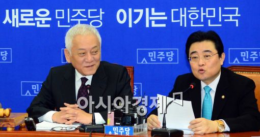 [포토]김한길 민주당 대표 미소의 의미는(?)