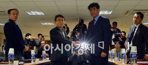 [포토]'의·정 최종 협상'