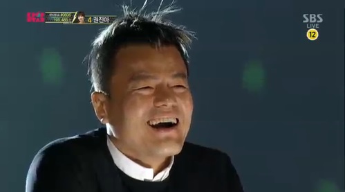 ▲ 권진아의 '24시간이 모자라' 무대에 행복한 표정을 짓는 박진영 (출처: SBS 'K팝스타3' 캡처)